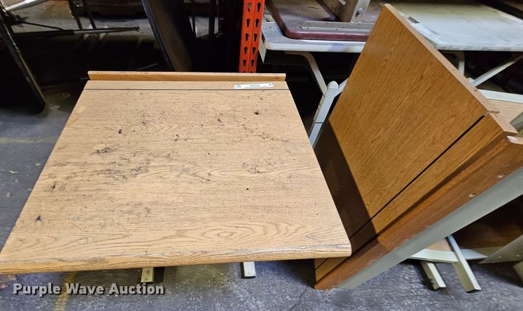 image for item MI9536 (5) desks