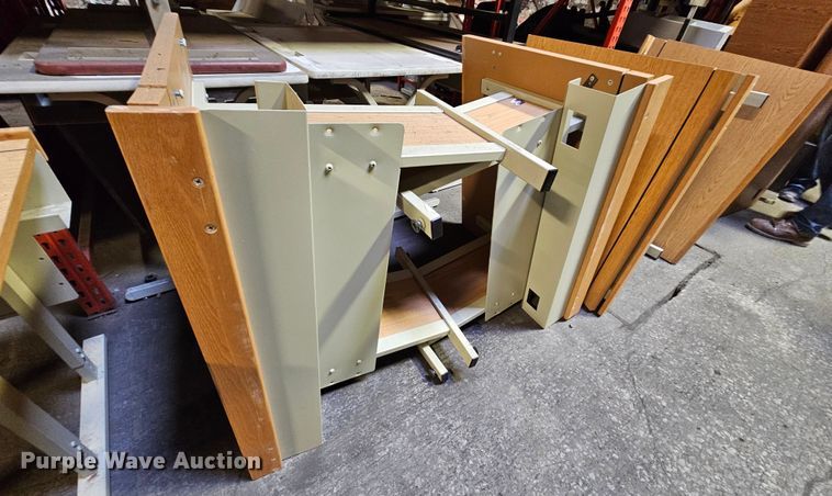 image for item MI9536 (5) desks