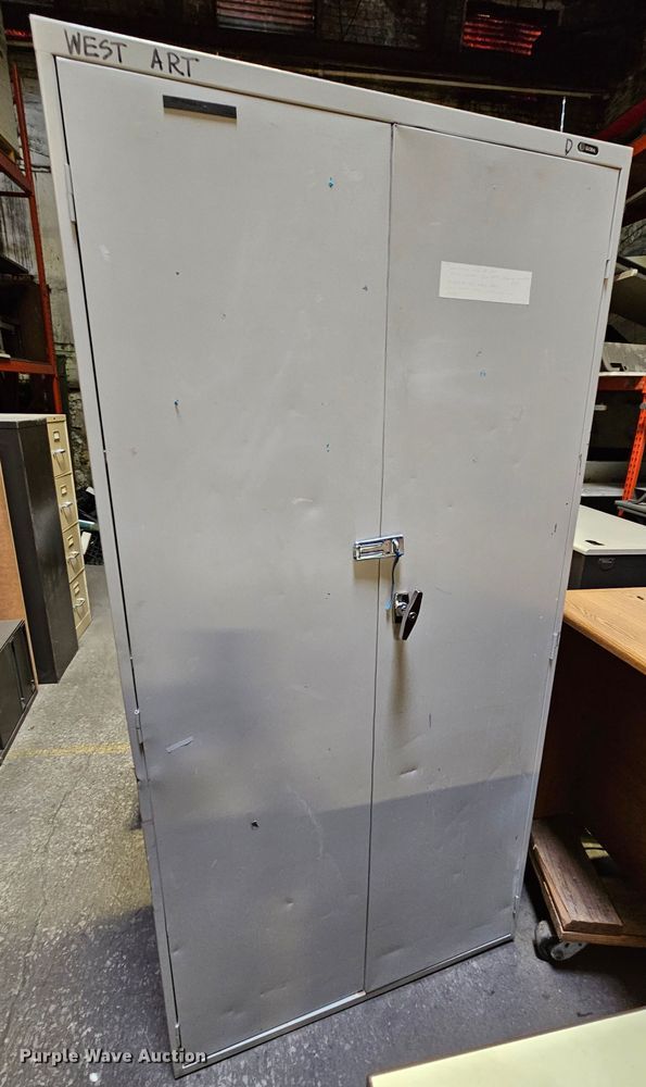 image for item MI9539 (11) cabinets