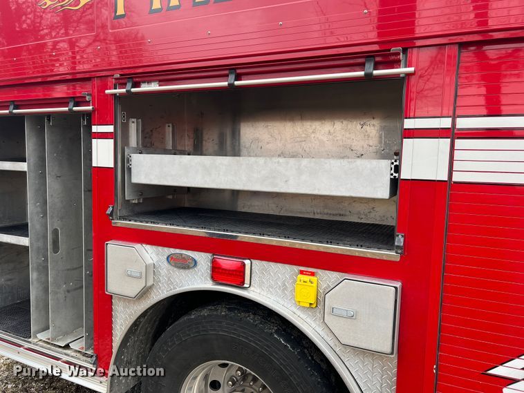 image for item MM9154 2005 Spartan Advantage Pumper  pumper fire truck