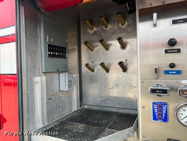 image for item MM9154 2005 Spartan Advantage Pumper  pumper fire truck