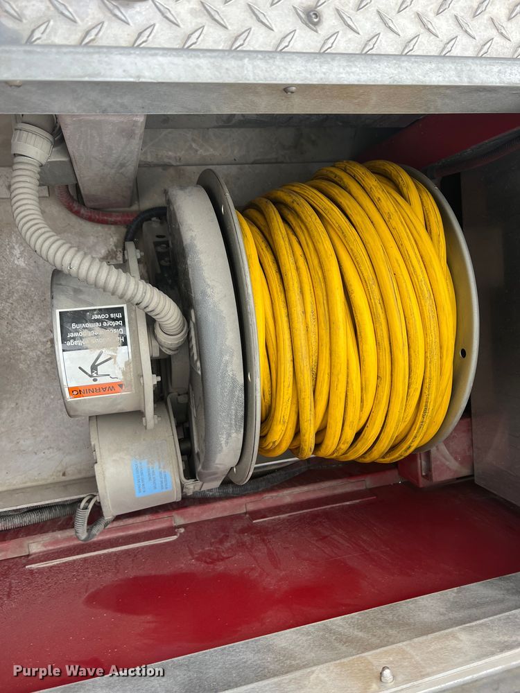 image for item MM9154 2005 Spartan Advantage Pumper  pumper fire truck