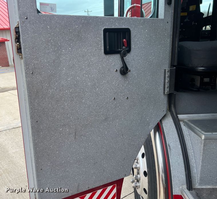 image for item MM9154 2005 Spartan Advantage Pumper  pumper fire truck