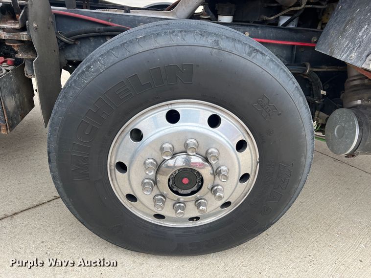 image for item MM9154 2005 Spartan Advantage Pumper  pumper fire truck