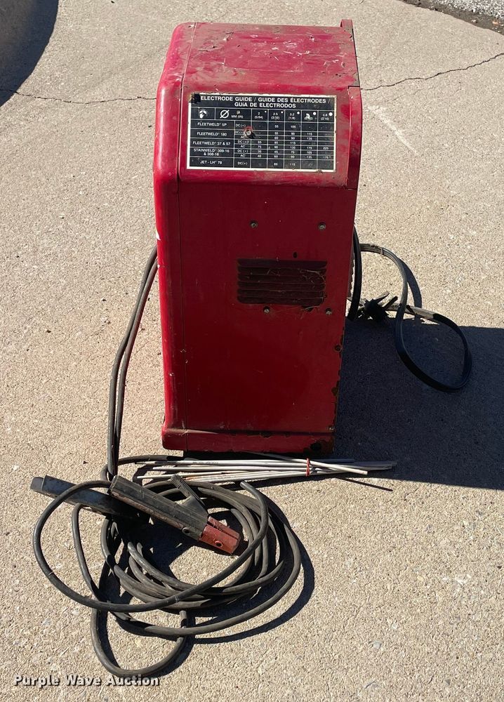 image for item MM9335 Lincoln  welder