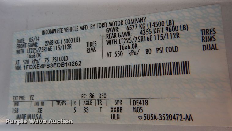 image for item MM9646 2014 Ford E450  shuttle bus