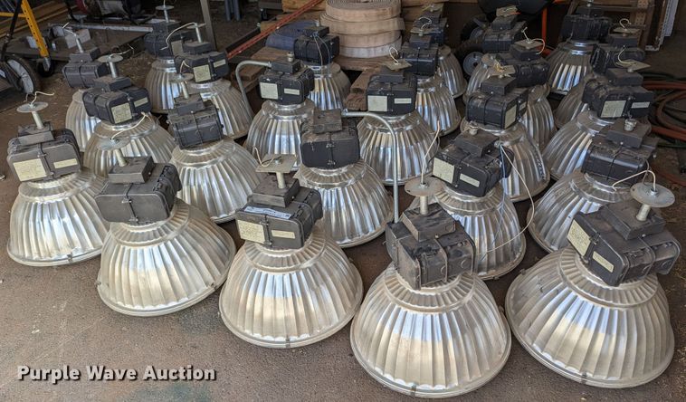 image for item MN9919 (24) Lithonia Hi-tek lights