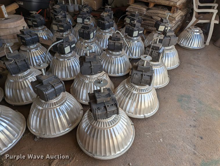 image for item MN9919 (24) Lithonia Hi-tek lights