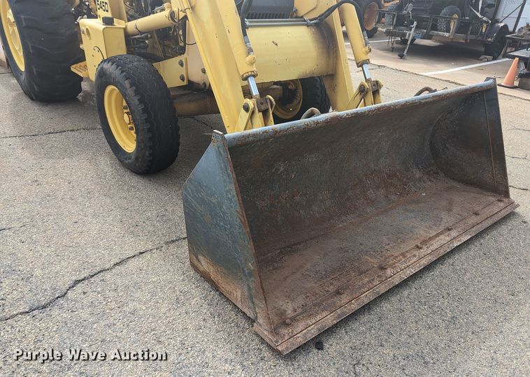 image for item MN9936 2000 New Holland 545D  landscape tractor