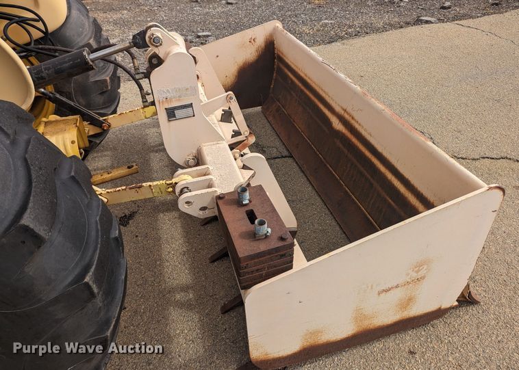 image for item MN9936 2000 New Holland 545D  landscape tractor