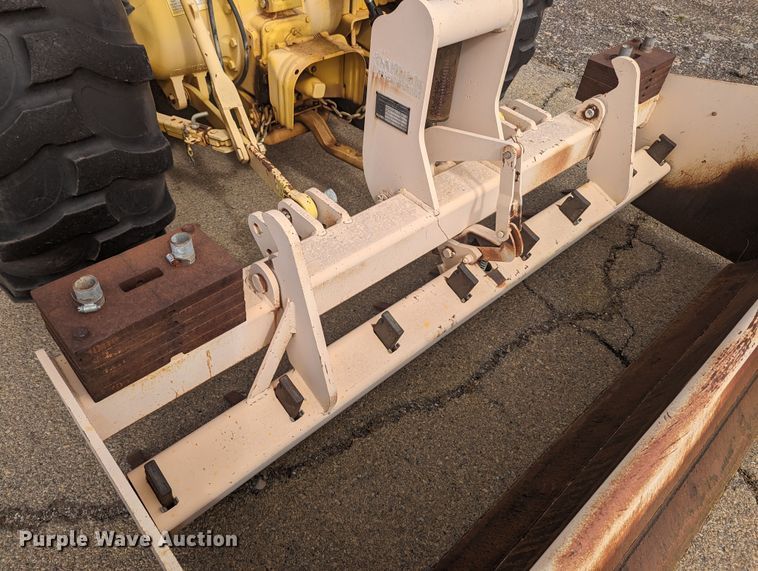 image for item MN9936 2000 New Holland 545D  landscape tractor