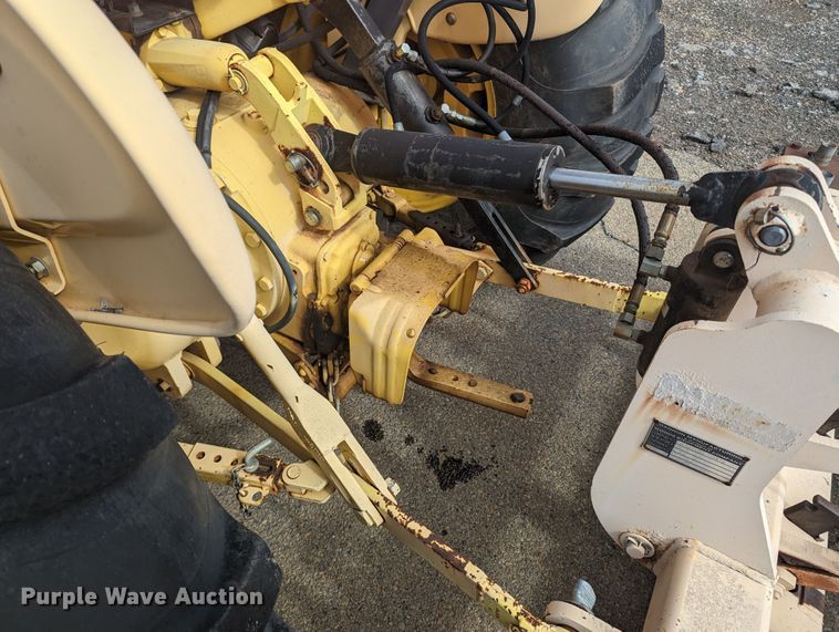 image for item MN9936 2000 New Holland 545D  landscape tractor