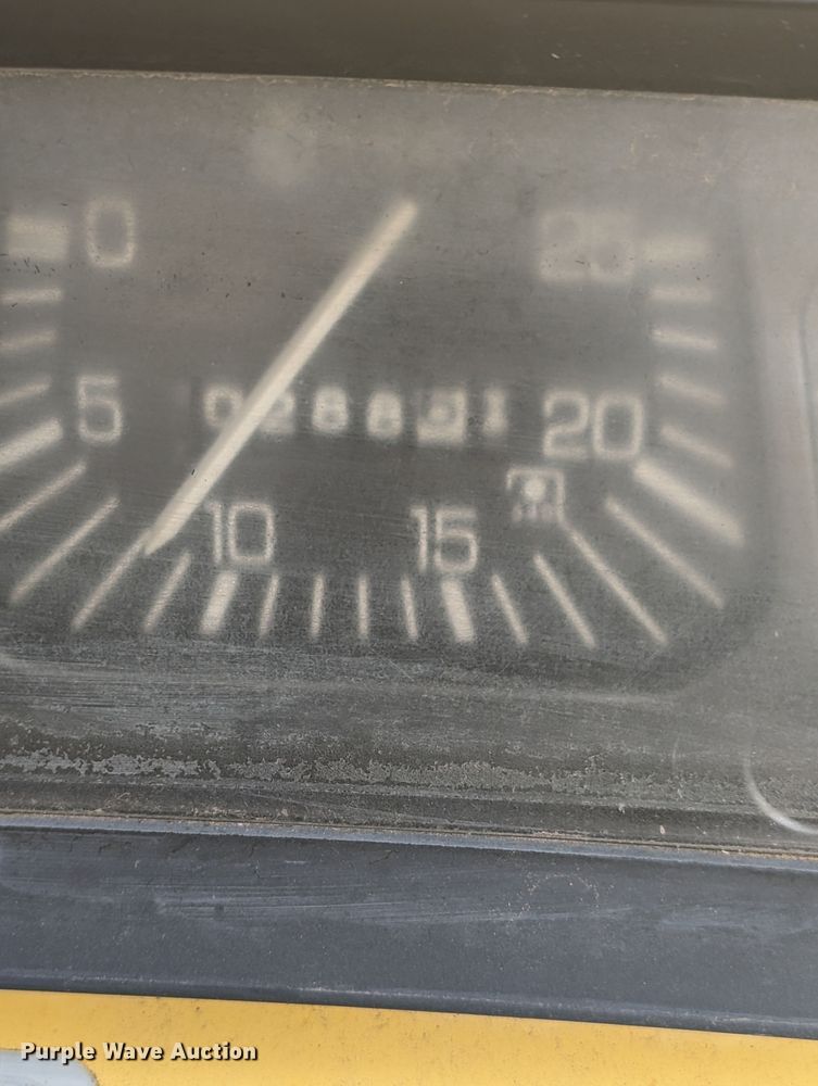 image for item MN9936 2000 New Holland 545D  landscape tractor