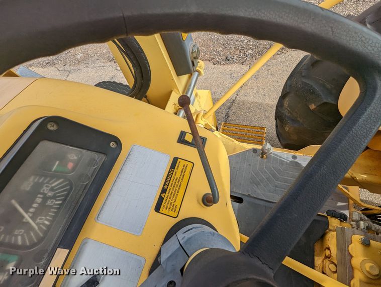 image for item MN9936 2000 New Holland 545D  landscape tractor