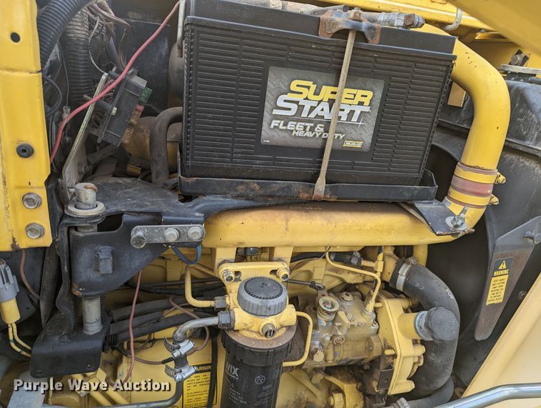 image for item MN9936 2000 New Holland 545D  landscape tractor