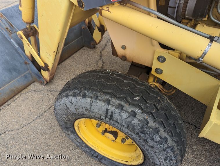 image for item MN9936 2000 New Holland 545D  landscape tractor