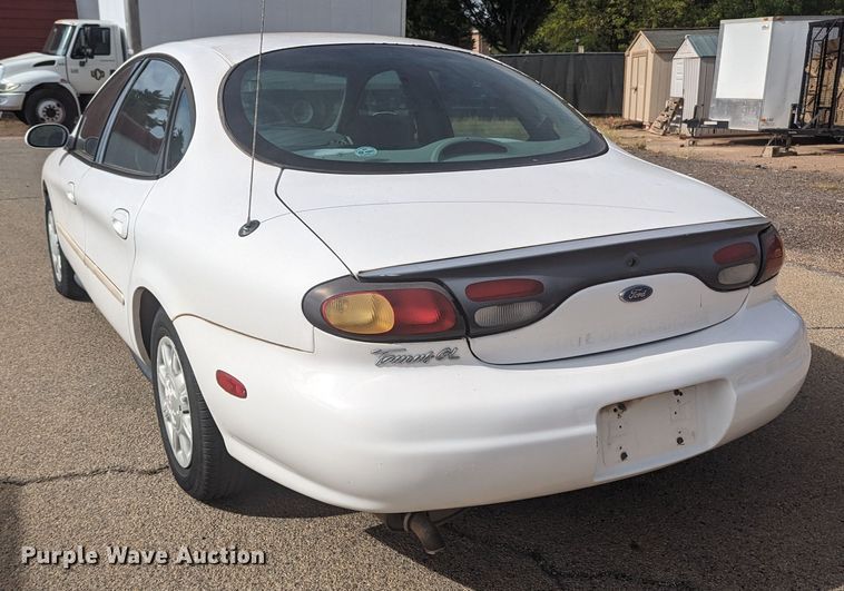image for item MN9938 1997 Ford Taurus