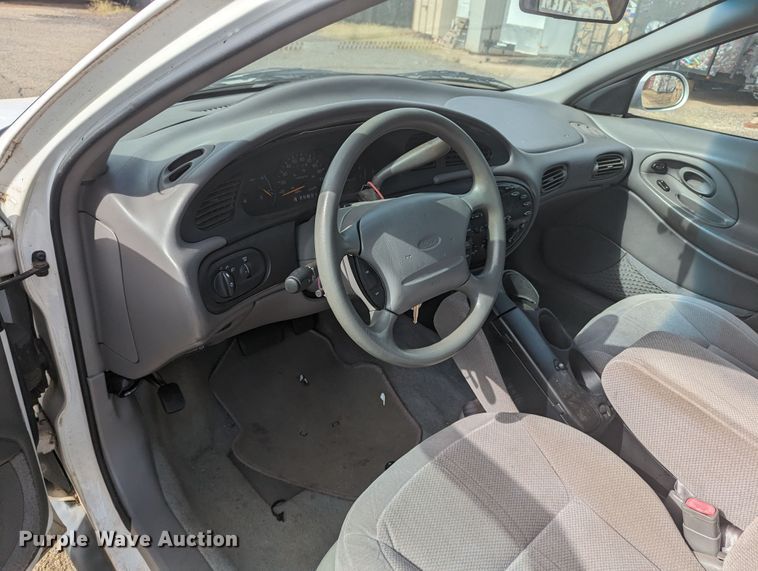image for item MN9938 1997 Ford Taurus