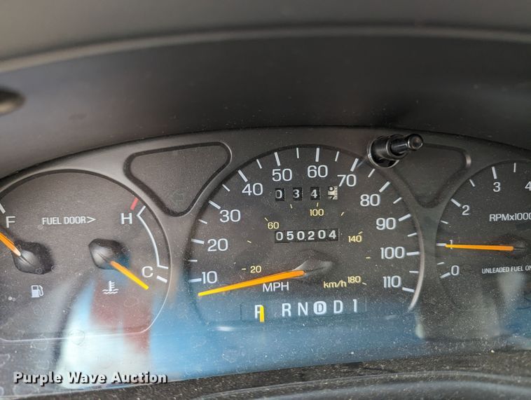 image for item MN9938 1997 Ford Taurus