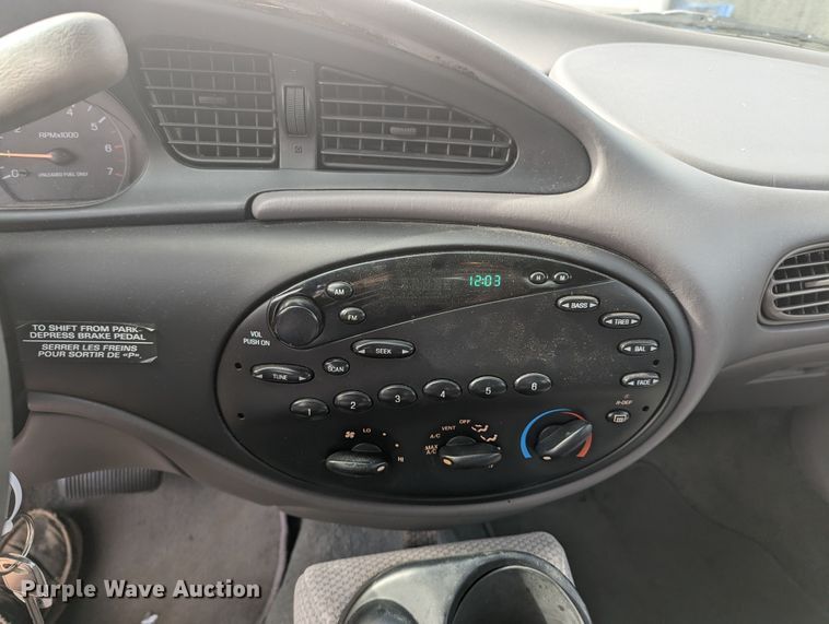 image for item MN9938 1997 Ford Taurus