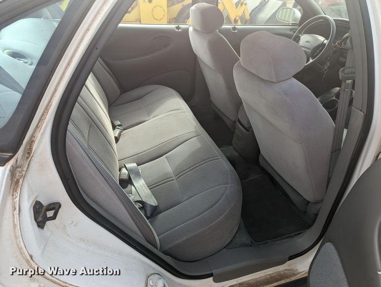 image for item MN9938 1997 Ford Taurus