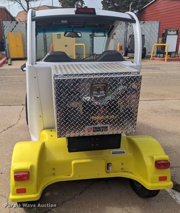 image for item MN9939 2009 Chrysler GEM  utility vehicle