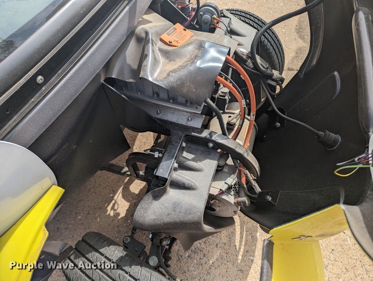 image for item MN9939 2009 Chrysler GEM  utility vehicle