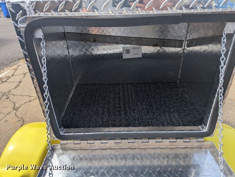 image for item MN9939 2009 Chrysler GEM  utility vehicle