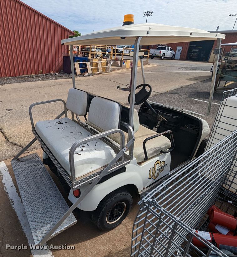 image for item MN9940 Yamaha  golf cart