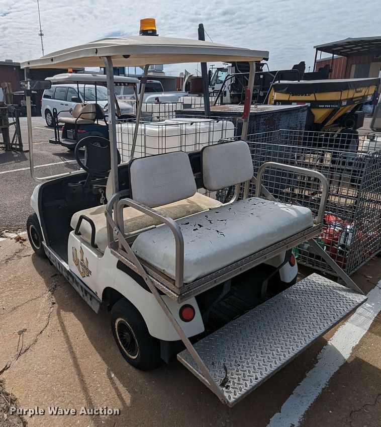 image for item MN9940 Yamaha  golf cart