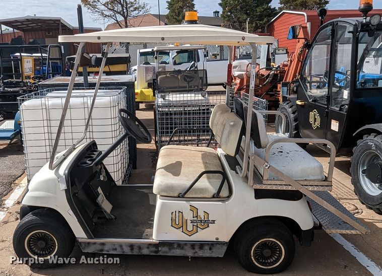 image for item MN9940 Yamaha  golf cart