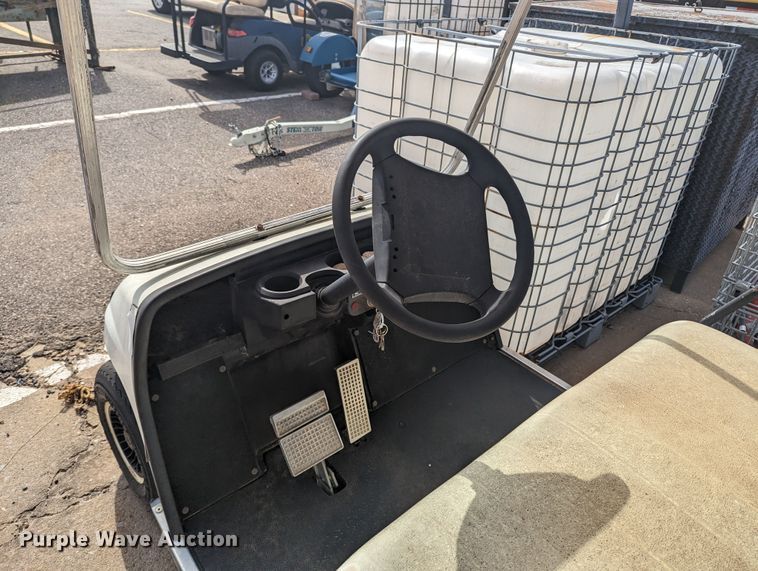 image for item MN9940 Yamaha  golf cart