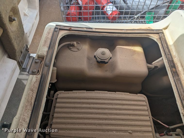 image for item MN9940 Yamaha  golf cart