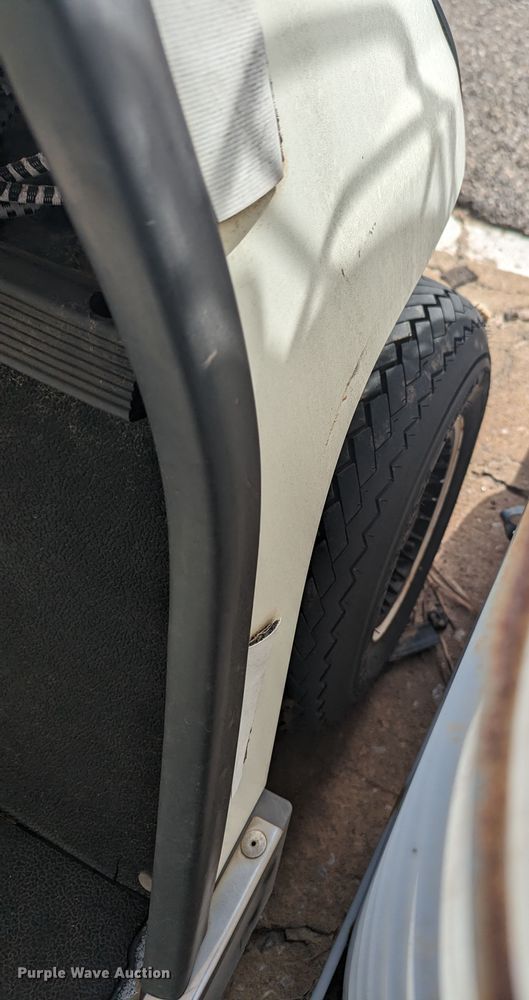 image for item MN9940 Yamaha  golf cart