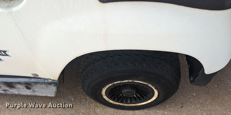 image for item MN9940 Yamaha  golf cart