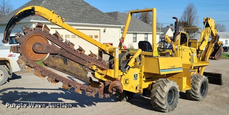 image for item MO9620 1998 Vermeer V-5800  trencher