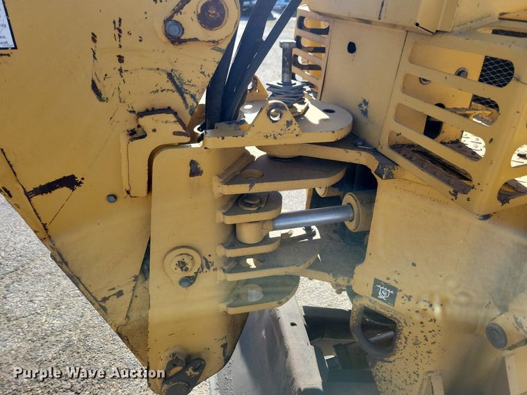 image for item MO9620 1998 Vermeer V-5800  trencher