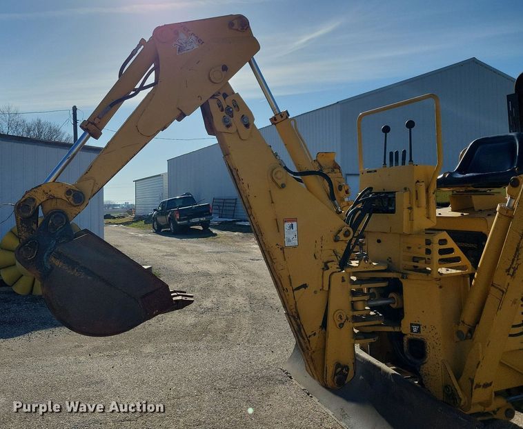 image for item MO9620 1998 Vermeer V-5800  trencher