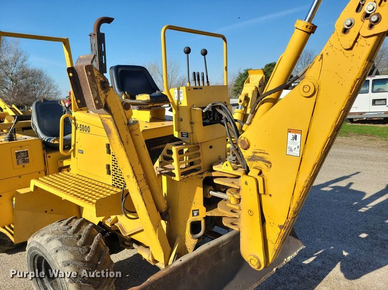 image for item MO9620 1998 Vermeer V-5800  trencher