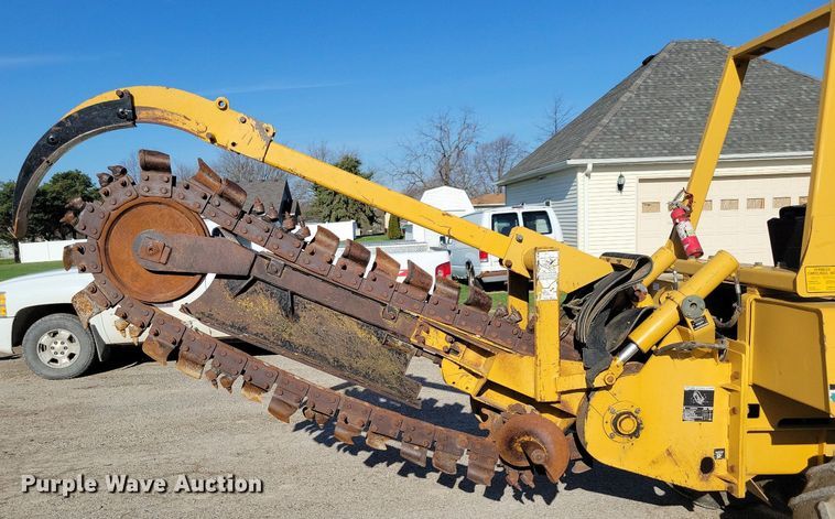 image for item MO9620 1998 Vermeer V-5800  trencher