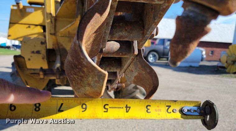 image for item MO9620 1998 Vermeer V-5800  trencher