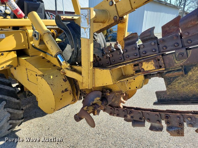 image for item MO9620 1998 Vermeer V-5800  trencher