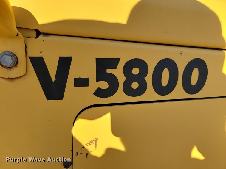 image for item MO9620 1998 Vermeer V-5800  trencher