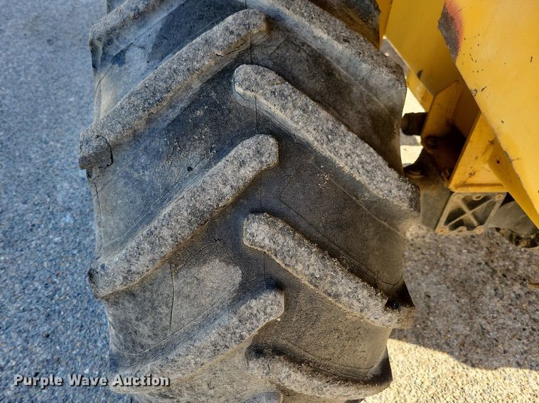 image for item MO9620 1998 Vermeer V-5800  trencher