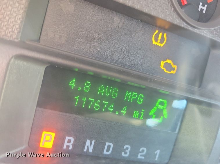 image for item MO9621 2009 Ford F250 Super Duty XLT  pickup truck