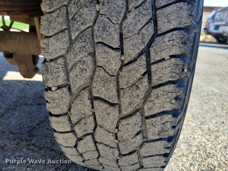 image for item MO9621 2009 Ford F250 Super Duty XLT  pickup truck