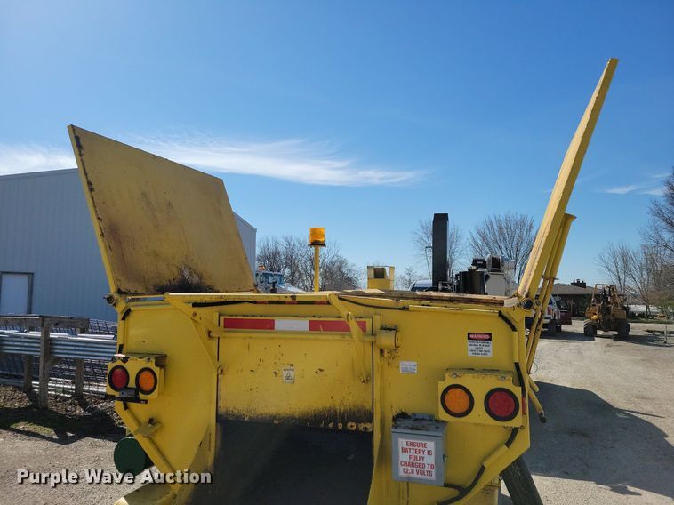 image for item MO9622 2009 Falcon Road Maintenance  Equipment  pot hole patcher