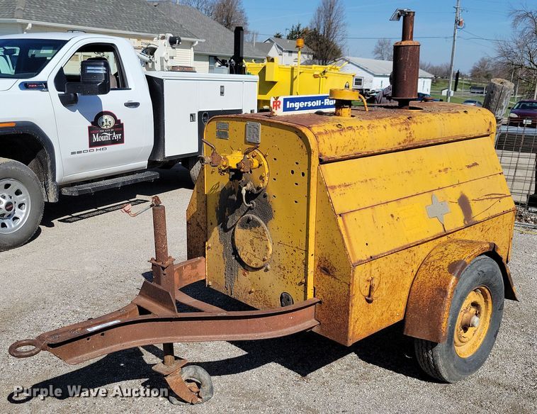 image for item MO9624 Ingersoll Rand GR150  air compressor