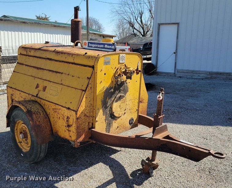 image for item MO9624 Ingersoll Rand GR150  air compressor