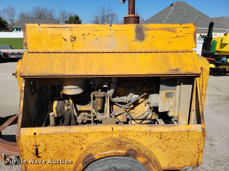 image for item MO9624 Ingersoll Rand GR150  air compressor